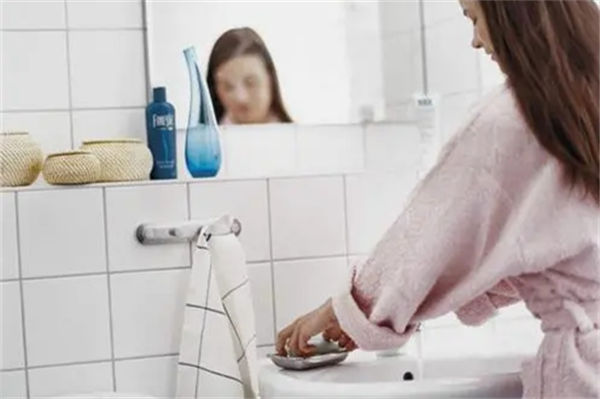 乳液是什么?乳液和霜的區別有哪些?