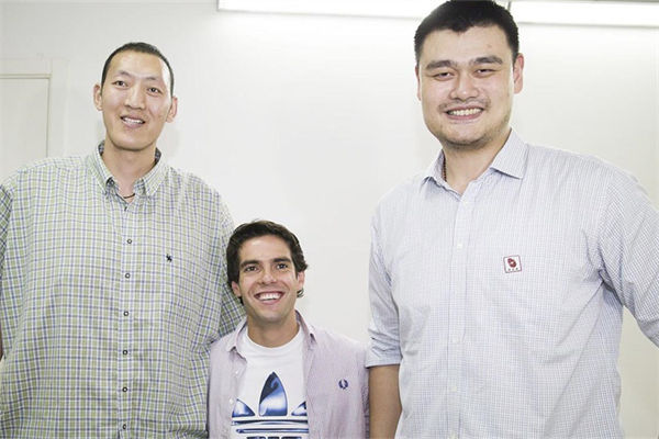 孫明明站立摸高有多少?