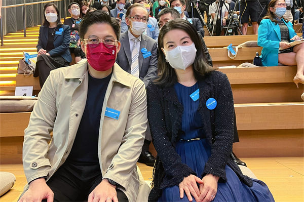 郭晶晶生了幾個寶寶?郭晶晶比霍啟剛大幾歲?