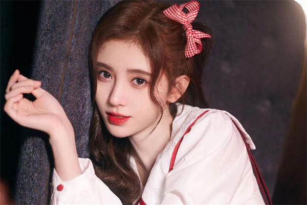 鞠婧祎原名叫什么?鞠婧祎整容是真的嗎?