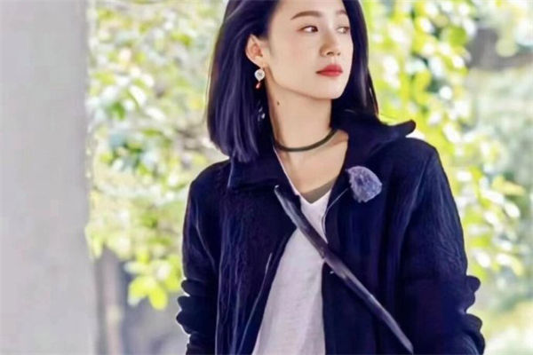 周韻兒子是誰?周韻姜文怎么在一起的?