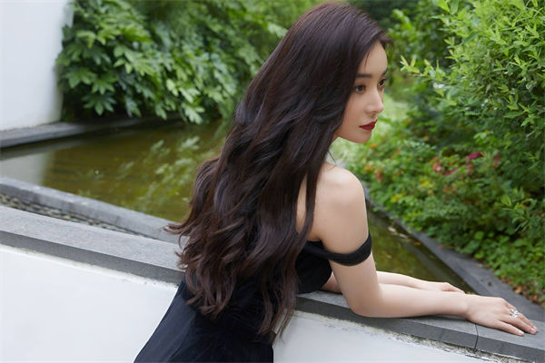 袁姍姍整容了嗎?袁姍姍馬甲線怎么練的?