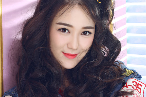 龍梅子的歌有哪些?