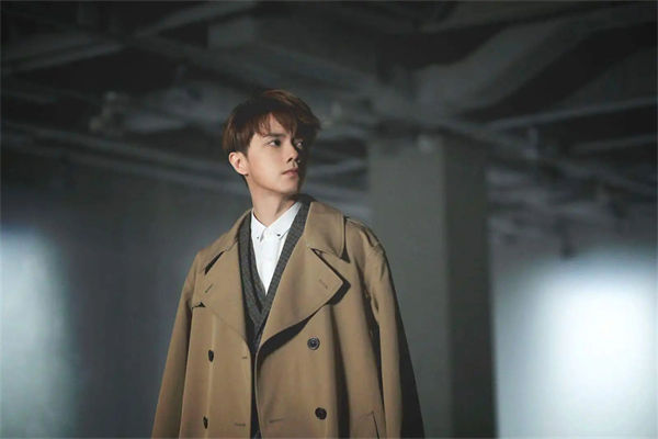 張敬軒關智斌什么關系?張敬軒為什么被大陸封禁?