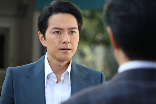 蕭正楠女友是誰?蕭正楠鄭伊健什么關系?