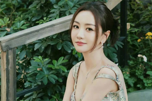 楊蓉胸圍多少?楊蓉吻戲是哪個劇?