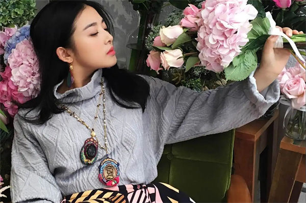 張含韻身高多少?張含韻事件是什么?