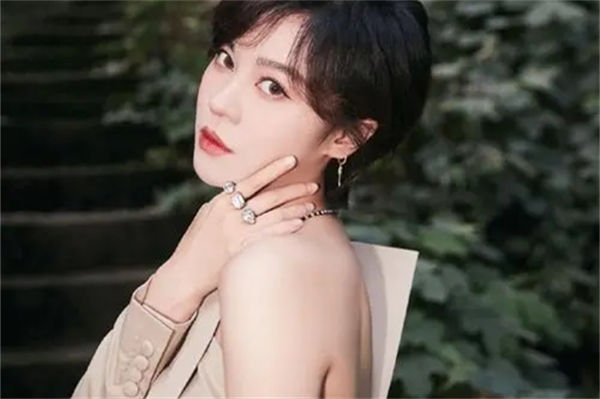 郁可唯身高多少?郁可唯整容是真的嗎?