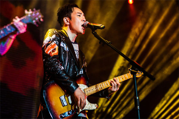 黃貫中老婆是誰?黃貫中父親是誰?