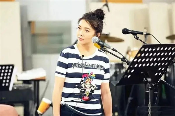 江珊老公是誰?江珊女兒是誰?