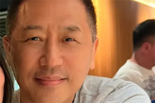 唐鶴德近況如何?唐鶴德的現在老婆是誰?