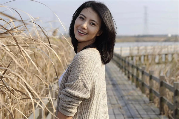 高圓圓吻戲是哪個劇?高圓圓婚禮在哪里舉行?