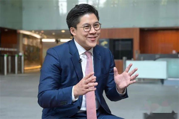 霍啟剛母親是誰(shuí)?霍啟剛家族如何?