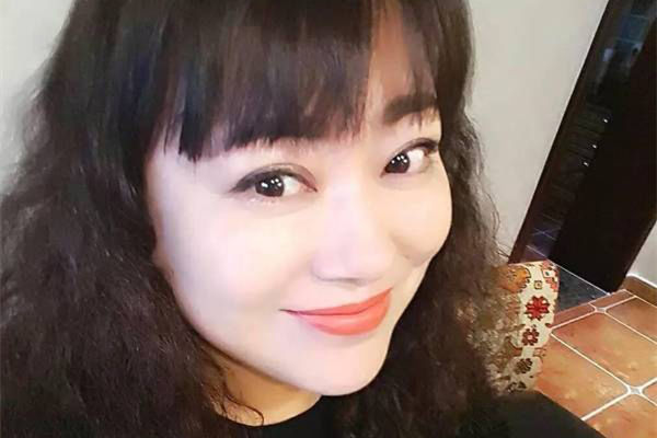 李菁菁老公是誰?李菁菁女兒是誰?