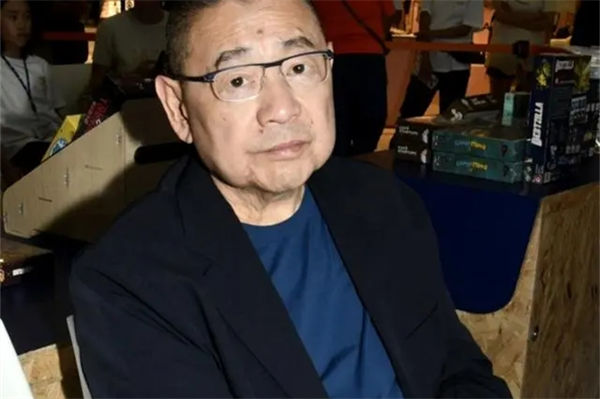 劉鑾雄老婆是誰?劉鑾雄女兒是誰?