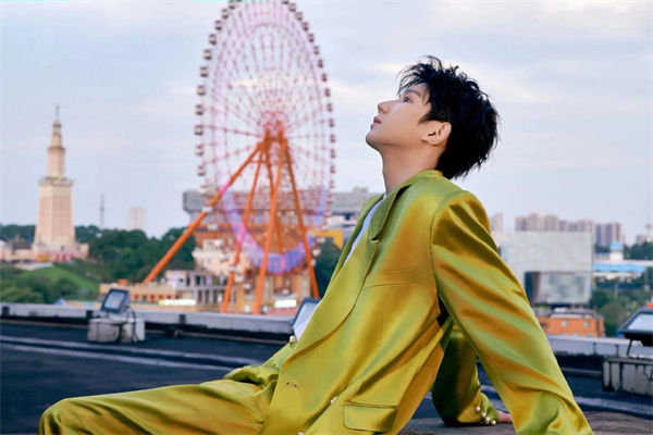 王源身高多少?王源吸煙事件是什么?