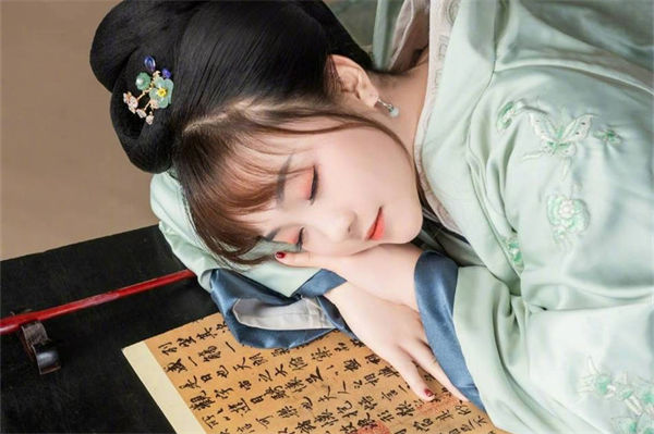 林妙可身世如何?林妙可被毒蟲咬傷是什么時候?