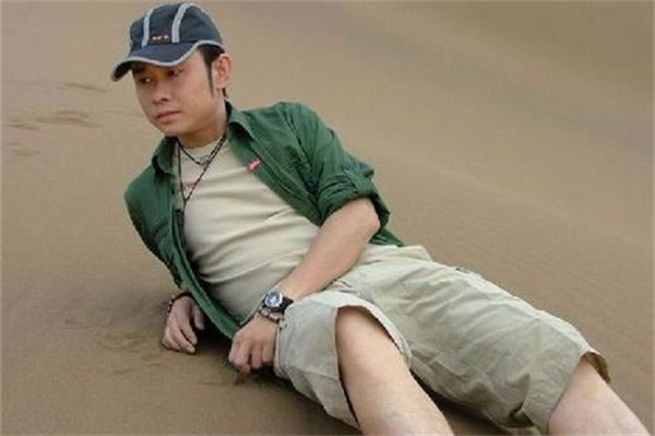 譚詠麟為什么害刀郎?