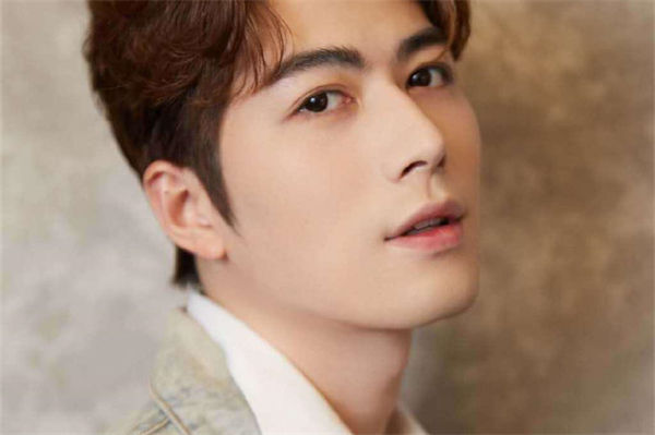 陳學(xué)冬女友是誰(shuí)?陳學(xué)冬喜歡宋佳嗎?