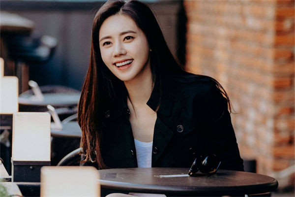 秋瓷炫老公是誰?秋瓷炫演過的電視劇有哪些?