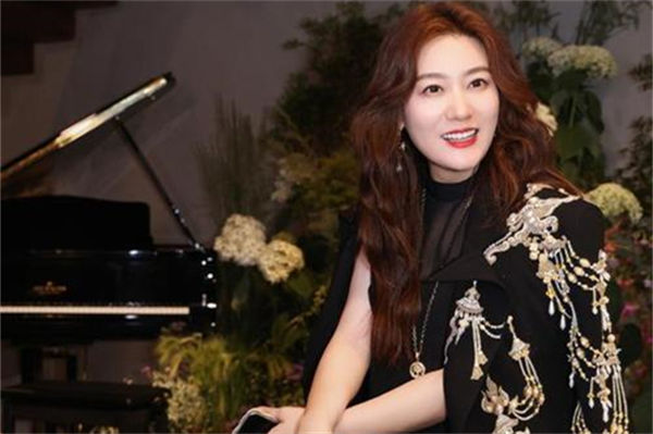 譚晶老公是誰?譚晶近況如何?