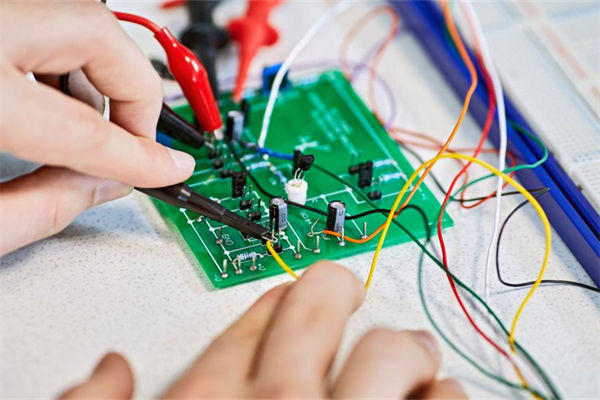 為什么說千萬別學電子信息工程?