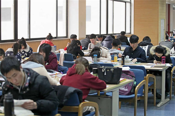 統(tǒng)招本科和本科的區(qū)別有哪些?