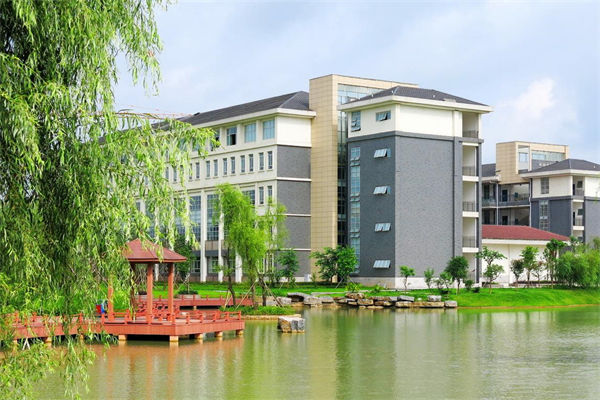 二本醫學院有哪些?