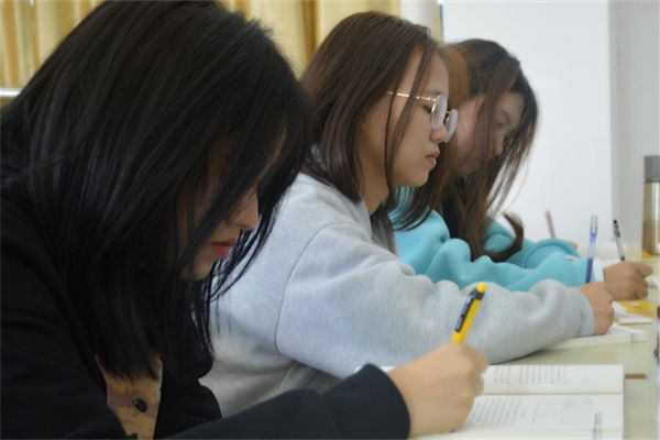 廣告設計課程有哪些?