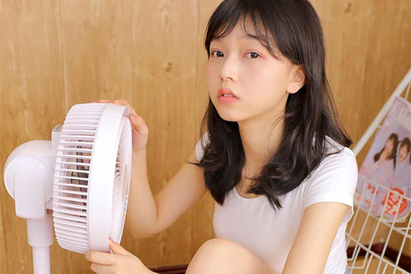 防曬噴霧怎么用?