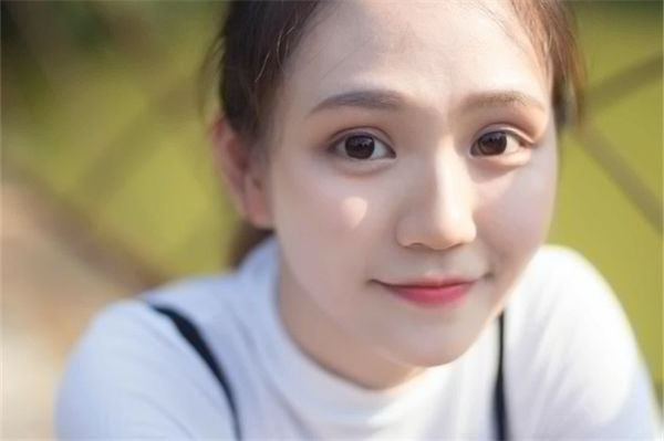 植村秀泡沫隔離霜怎么樣?