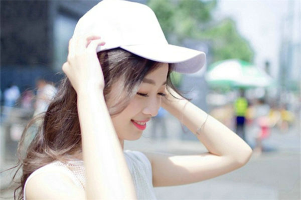 卸妝油的正確用法是什么?