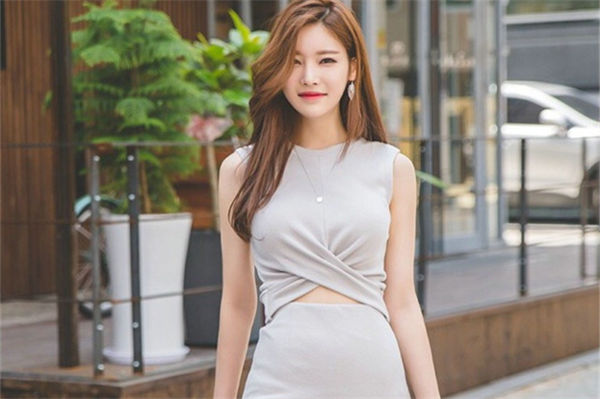 蘭蔻粉底液哪款好用?