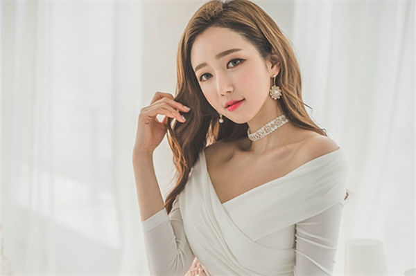 雅詩蘭黛睫毛膏好用嗎?